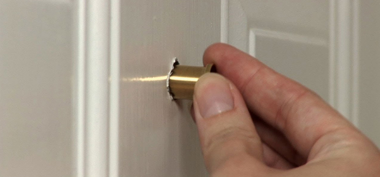 peephole door repair in Glendale
